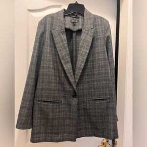 Reitmans Signature Black and Gray Blazer
